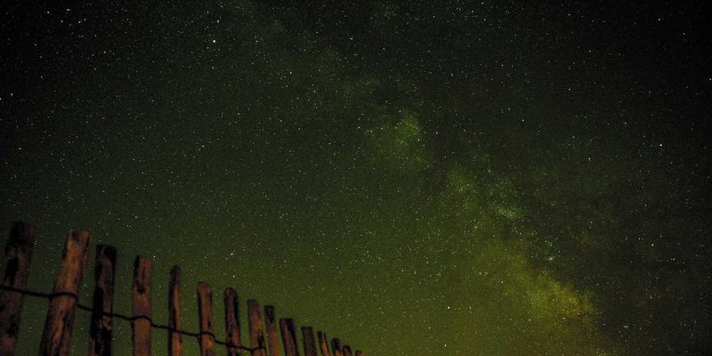 智能窗帘电机安装全攻略：从硬件部署到智慧场景联动，打造您的环境控制中枢